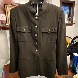 Women’s army green vintage Kasper military style pant suit. Size 6p